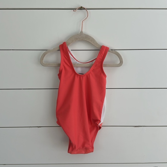 Old Navy Flamingo Swimsuit 18-24M - Picture 2 of 2